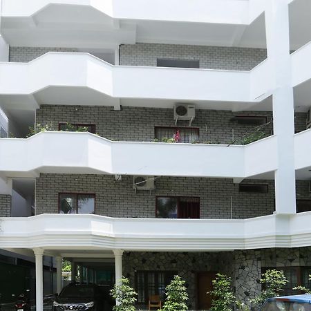Heaven Gardens Kochi Exterior foto