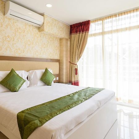 Heaven Gardens Kochi Exterior foto