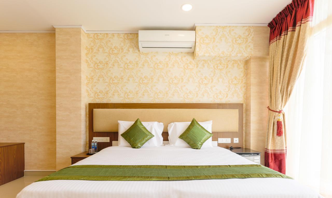 Heaven Gardens Kochi Exterior foto