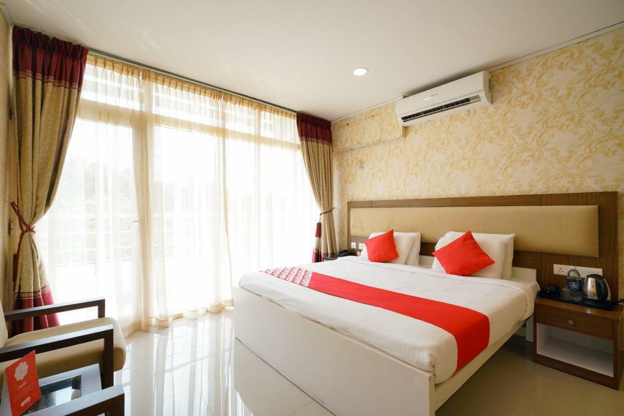 Heaven Gardens Kochi Exterior foto